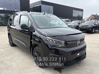 krockskadad bil auto Citroën Berlingo MULTISPACE 2025/4