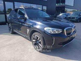Unfallwagen BMW iX3  2021/12