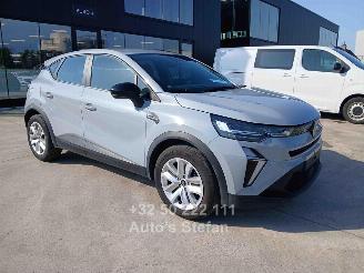 Schadeauto Renault Captur ZEN 2025/12