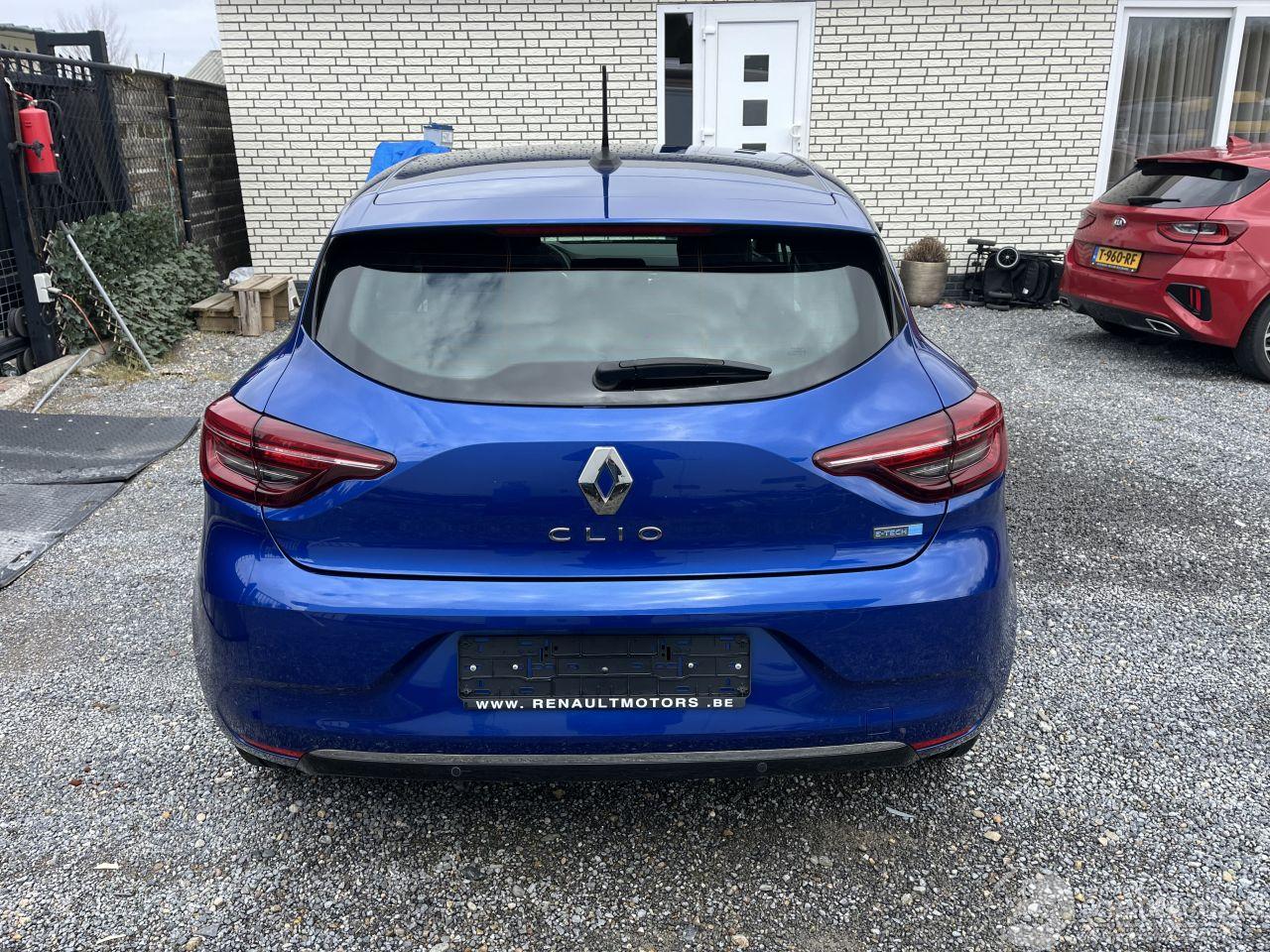 Renault Clio Intens E-TECH HYBRIDE