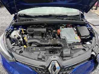 Renault Clio Intens E-TECH HYBRIDE picture 11