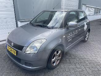 Voiture accidenté Suzuki Swift 1.3 GLS AIRCO 2006/1