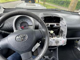 Toyota Aygo 1.0-12V Xcite White search picture 6