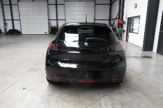 Peugeot 208 GT LINE picture 4