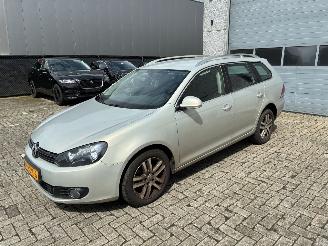 Voiture accidenté Volkswagen Golf VW GOLF 6 1.4TSI DSG 2011 2011/4