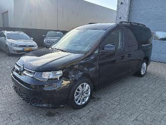 krockskadad bil auto Volkswagen Caddy maxi VW CADDY MAXI 1.5TSI DSG 7 ZIT 2024 2024/3