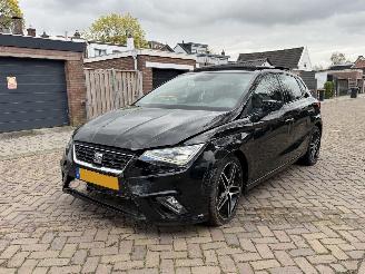 krockskadad bil auto Seat Ibiza 1.0 TSI FR PANO BEATS AUTOMAAT 2021/1