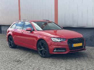 krockskadad bil auto Audi A4 Avant 2.0 150 PK AUTOMAAT 2019/1