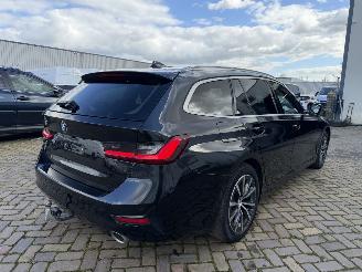 BMW 3-serie 320d x drive picture 6