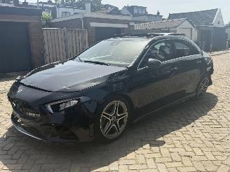 Auto incidentate Mercedes A-klasse A180 AMG PANO 2019/1