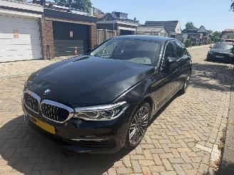 Coche accidentado BMW 5-serie 530i 252PK AUTOMAAT 2017/1