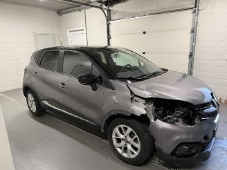 Schadeauto Renault Captur  2018/10