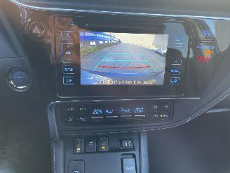 Toyota Auris 1.8 hybrid picture 12