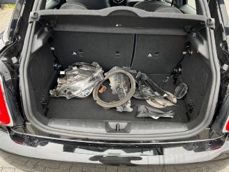 Mini One 75KW Essential Trim Navi picture 15