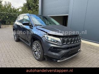 Coche accidentado Jeep Compass 1.3l T4-PHEV 177kW Summit Automatik 4WD 2024/7