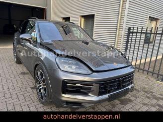 Auto incidentate Porsche Cayenne E-Hybrid Exclusive Design Matric ACC 2024/5