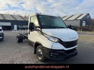 Vrakbiler auto Iveco Daily 35C16 HI-MATIC KLIMA Fahrgestell 2023/7