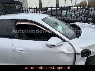 Porsche Taycan Sport 93KWH Sport-Design-Paket picture 5