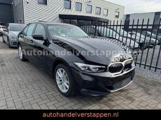Uttjänta bilar auto BMW 3-serie i Limousine Automatik 2023/12