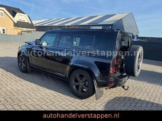 Land Rover Defender 110 D250 3.0L X-Dynamic SE Pano BLACK P picture 2