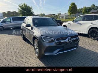 krockskadad bil auto Mercedes GLC 300e 235KW 4Matic AMG Sport 2021/9