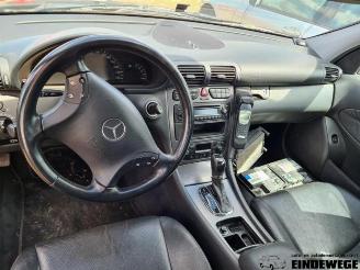 Mercedes C-klasse C (W203), Sedan, 2000 / 2007 2.7 C-270 CDI 20V picture 8