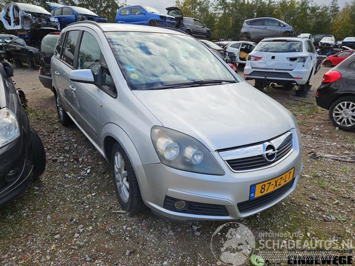 Opel Zafira Zafira (M75), MPV, 2005 / 2015 2.2 16V Direct Ecotec