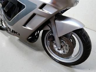 Suzuki GSX 750 F picture 15