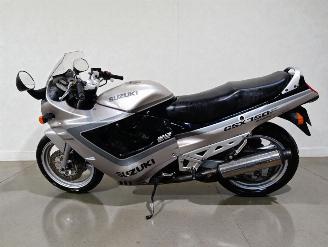 Suzuki GSX 750 F picture 3