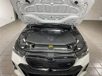 BMW i5 M60 xDrive HUD/360/H&K/NAVI picture 12