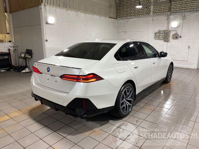 BMW i5 M60 xDrive HUD/360/H&K/NAVI