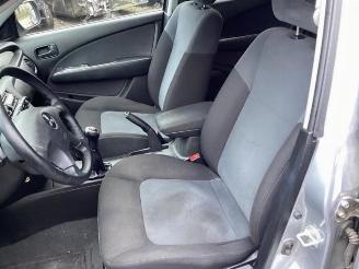 Mitsubishi Outlander Outlander (CU), SUV, 2001 / 2007 2.0 16V 4x2 picture 18