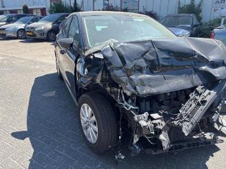 krockskadad bil auto Seat Ibiza Ibiza V (KJB), Hatchback 5-drs, 2017 1.0 MPI 12V 2021/5