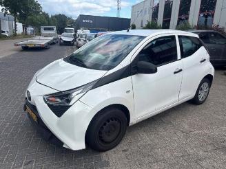 Toyota Aygo Aygo (B40), Hatchback, 2014 1.0 12V VVT-i picture 2