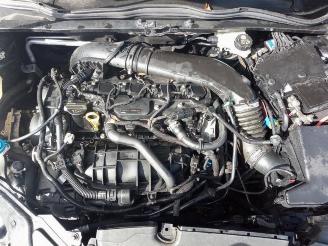 Volvo V-40 V40 (MV), Hatchback 5-drs, 2012 / 2019 1.6 T3 GTDi 16V picture 20