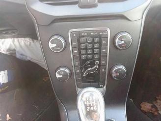 Volvo V-40 V40 (MV), Hatchback 5-drs, 2012 / 2019 1.6 T3 GTDi 16V picture 11