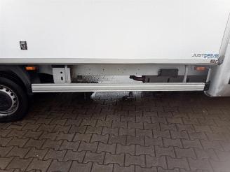 Renault Master Master III (EV/HV/UV/VA/VB/VD/VF/VG/VJ), Chassis-Cabine, 2010 2.3 dCi 145 16V FWD picture 27