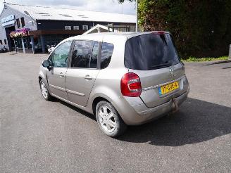 Renault Modus 1.2 16v TCe picture 2