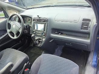 Honda Stream 1.7 16v picture 5