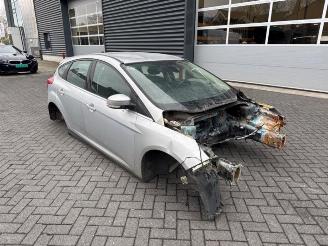 Uttjänta bilar auto Ford Focus Focus 3, Hatchback, 2010 / 2020 1.6 EcoBoost 16V 2012/6