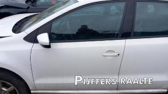 Volkswagen Polo Polo V (6R), Hatchback, 2009 / 2017 1.2 12V BlueMotion Technology picture 2