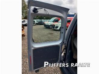 Volkswagen Caddy Caddy III (2KA,2KH,2CA,2CH), Van, 2004 / 2015 1.6 TDI 16V picture 18