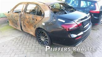 Vrakbiler auto Mercedes E-klasse E (W213), Sedan, 2016 / 2023 E-220d 2.0 Turbo 16V 2021/7