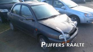krockskadad bil auto Mazda 121 121 (DB), Sedan, 1990 / 1996 1.3i GL,GLX,Top 16V 1994/8