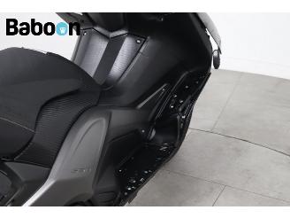 Yamaha  XP 530 T-MAX ABS picture 19