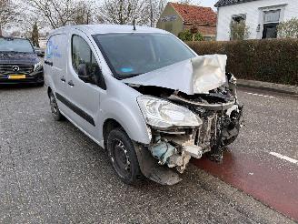 Vrakbiler bedrijf Peugeot Partner 1.6 BleuHDi 75 2019/1