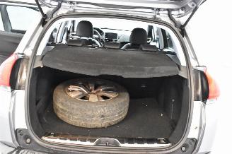 Peugeot 2008 1.2 Pure tech allure picture 14