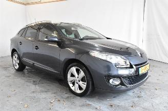 krockskadad bil auto Renault Mégane 1.2 TCe Collection 2013/6