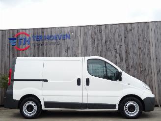 Renault Trafic 2.5 DCi L1H1 Klima 2-Persoons AHK 84KW Euro 4 picture 4