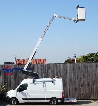 Renault Master 2.3 DCi L2H2 Hoogwerker 10M! Navi Cruise 92KW Euro 5 picture 2